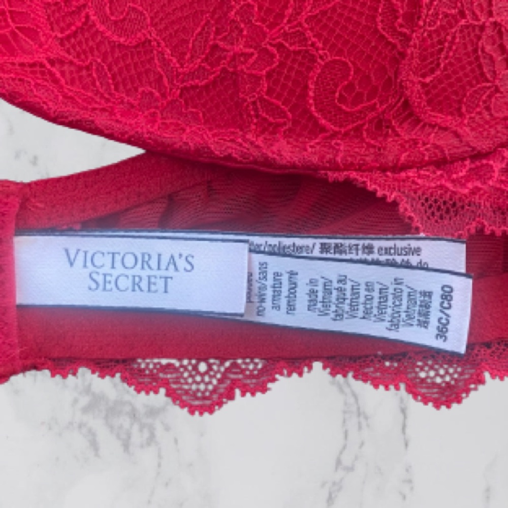 NwT Victoria secret red lace dream angels bra and thong - Picture 9 of 9